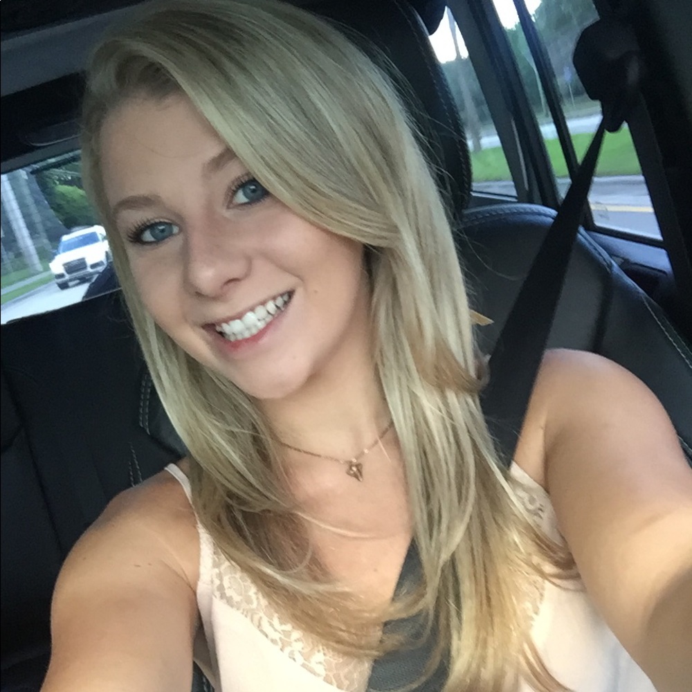 Meet your Posher, Savanah